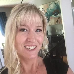 Meet your Posher, Karine